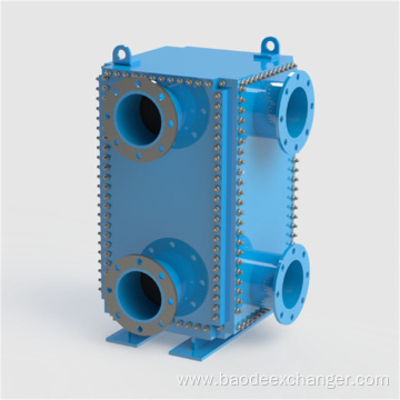 Compabloc condenser plate heat exchanger for oil cooling